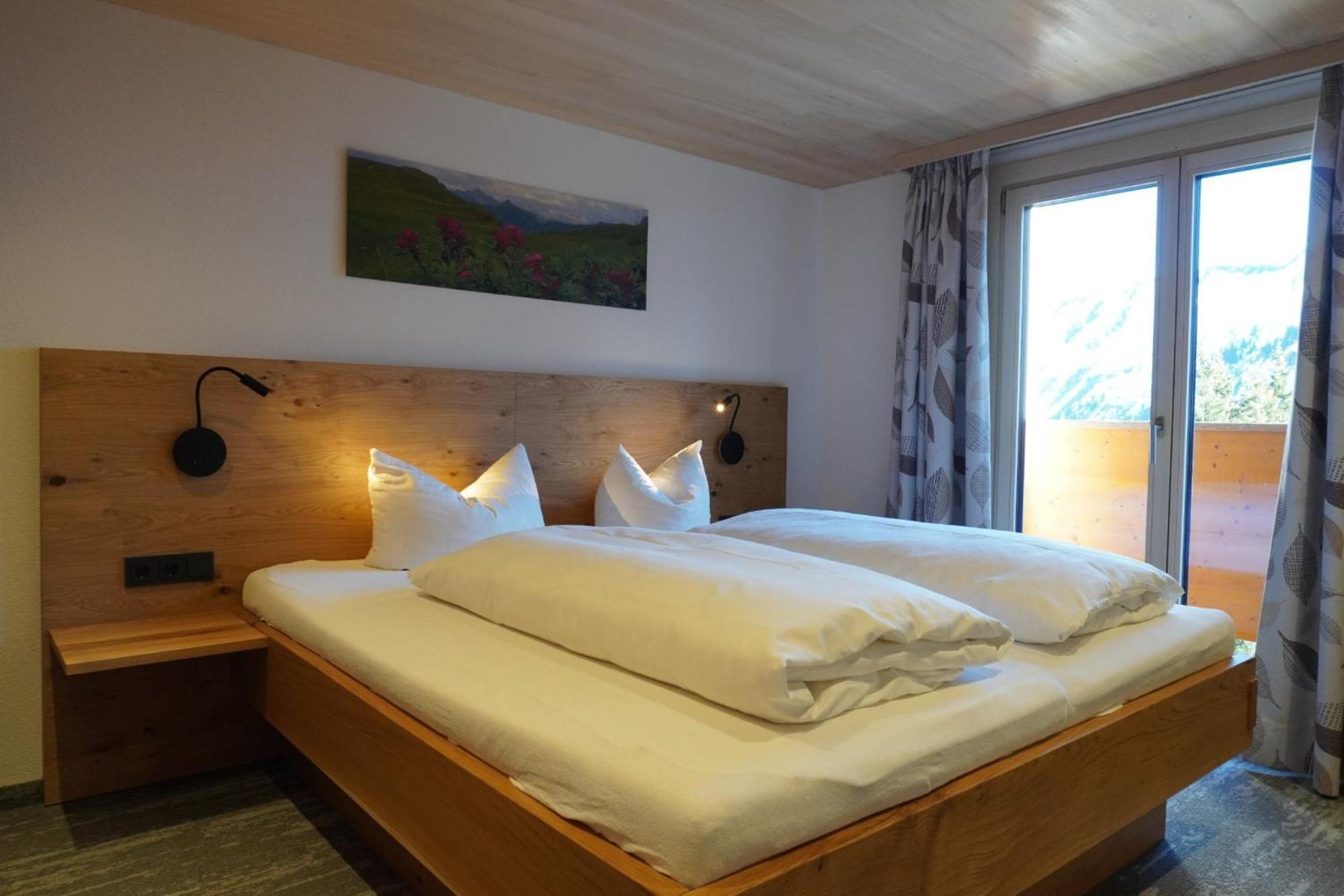 Pension Edelweiss Дамюльс Екстер'єр фото