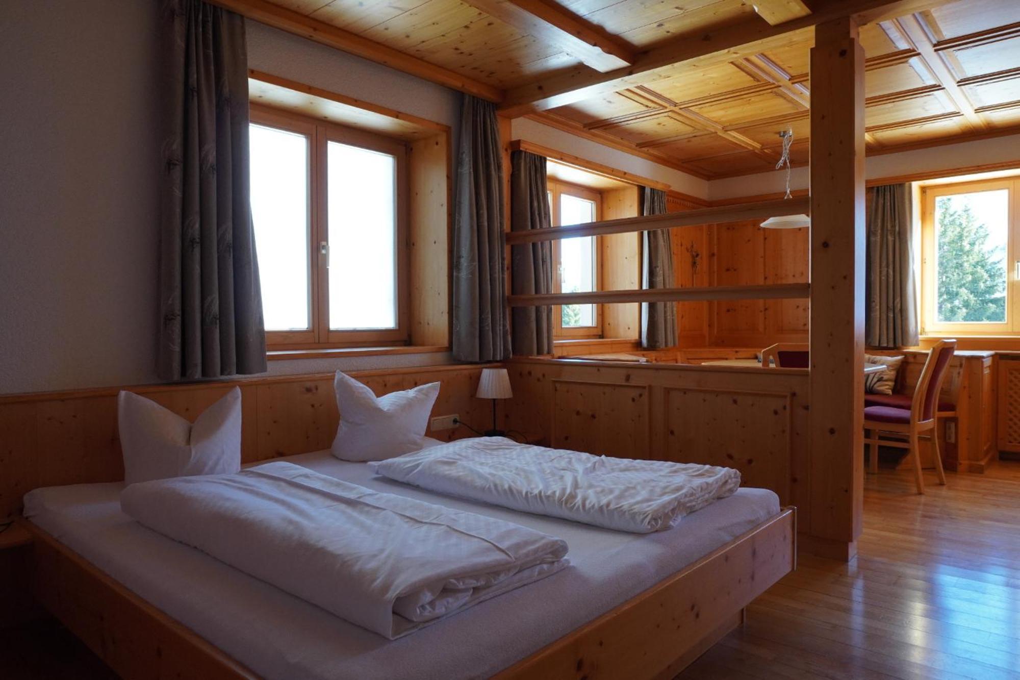 Pension Edelweiss Дамюльс Екстер'єр фото