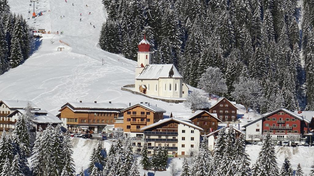 Pension Edelweiss Дамюльс Екстер'єр фото